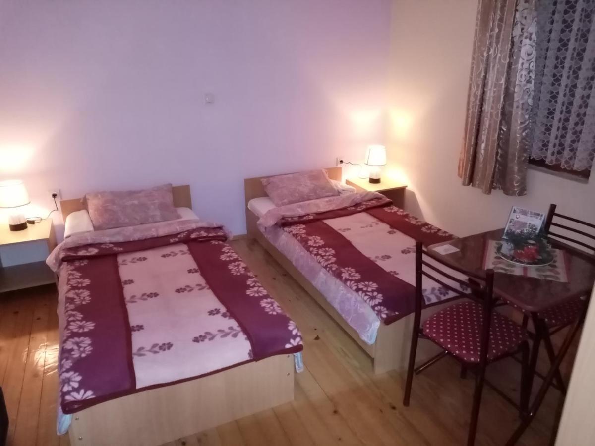 Mateski Guest House Ohrid Exteriör bild